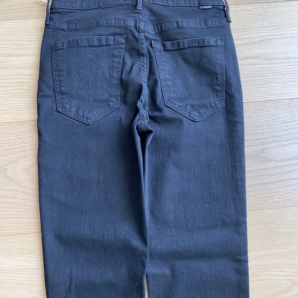 NWT Mother Denim “The Cha Cha Fray” Jean